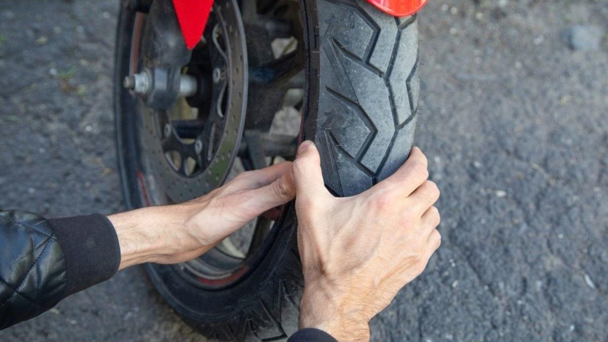 ban tubeless tube type